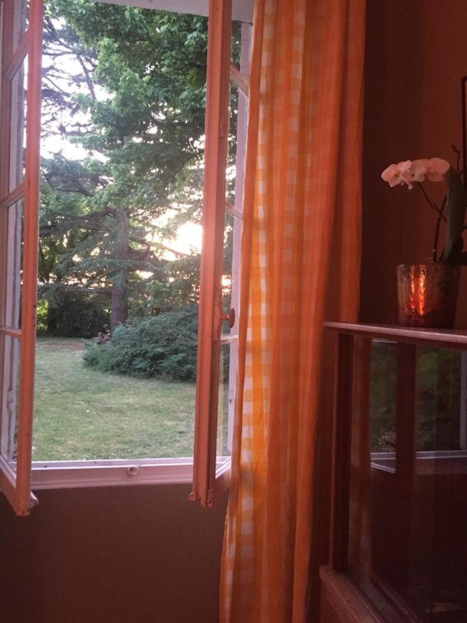Damechouette Bed & Breakfast Pujols  ภายนอก รูปภาพ