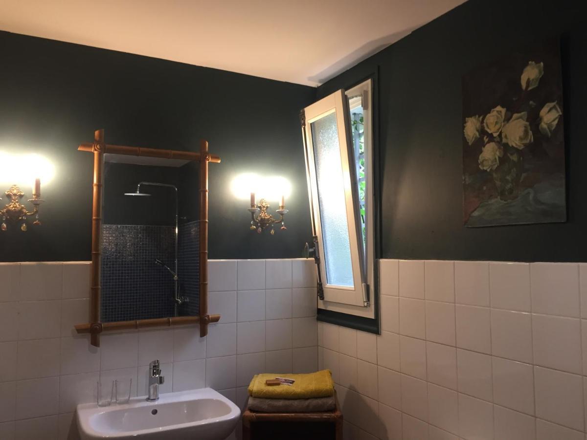 Damechouette Bed & Breakfast Pujols  ภายนอก รูปภาพ