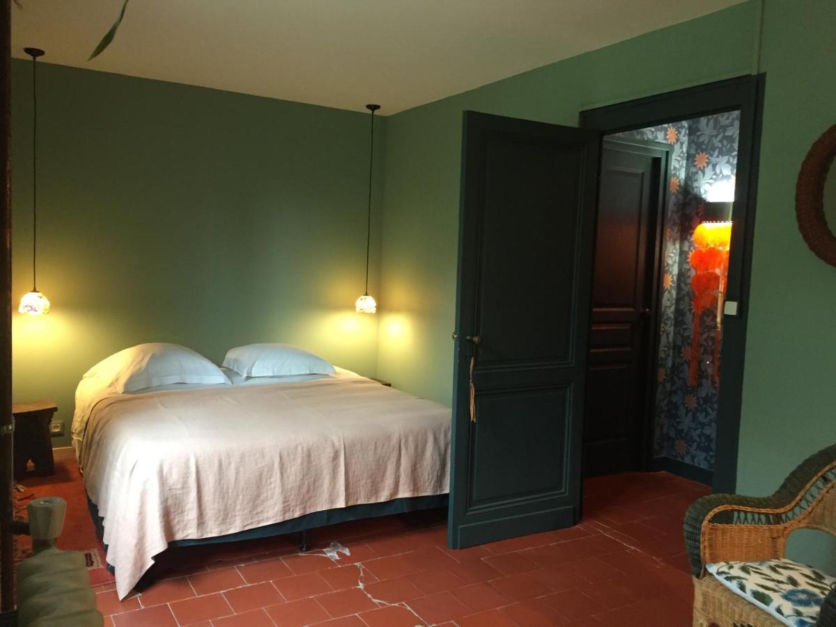 Damechouette Bed & Breakfast Pujols  ภายนอก รูปภาพ