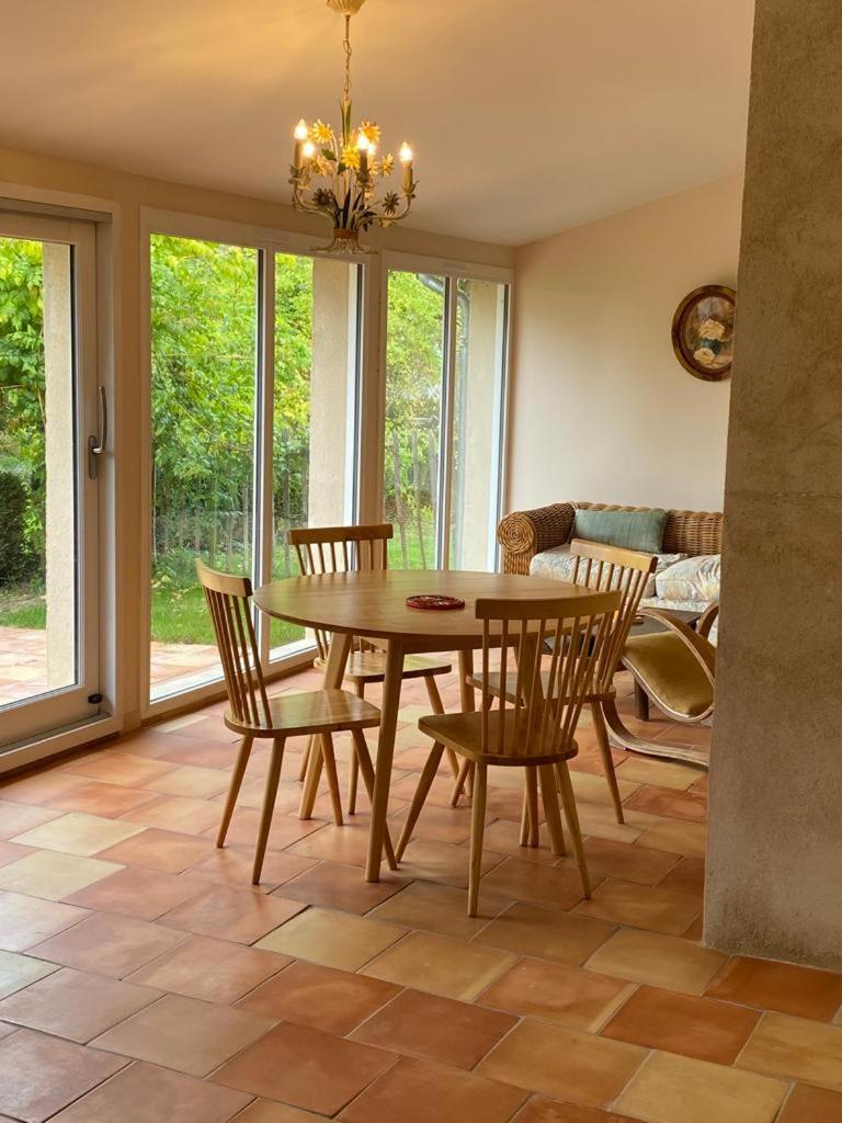 Damechouette Bed & Breakfast Pujols  ภายนอก รูปภาพ