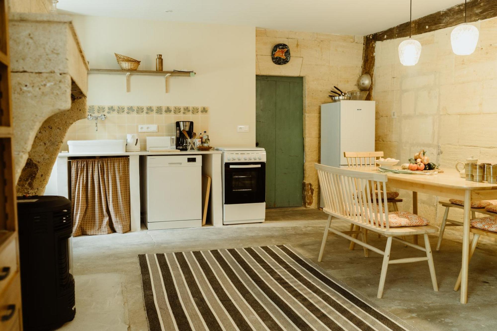 Damechouette Bed & Breakfast Pujols  ภายนอก รูปภาพ