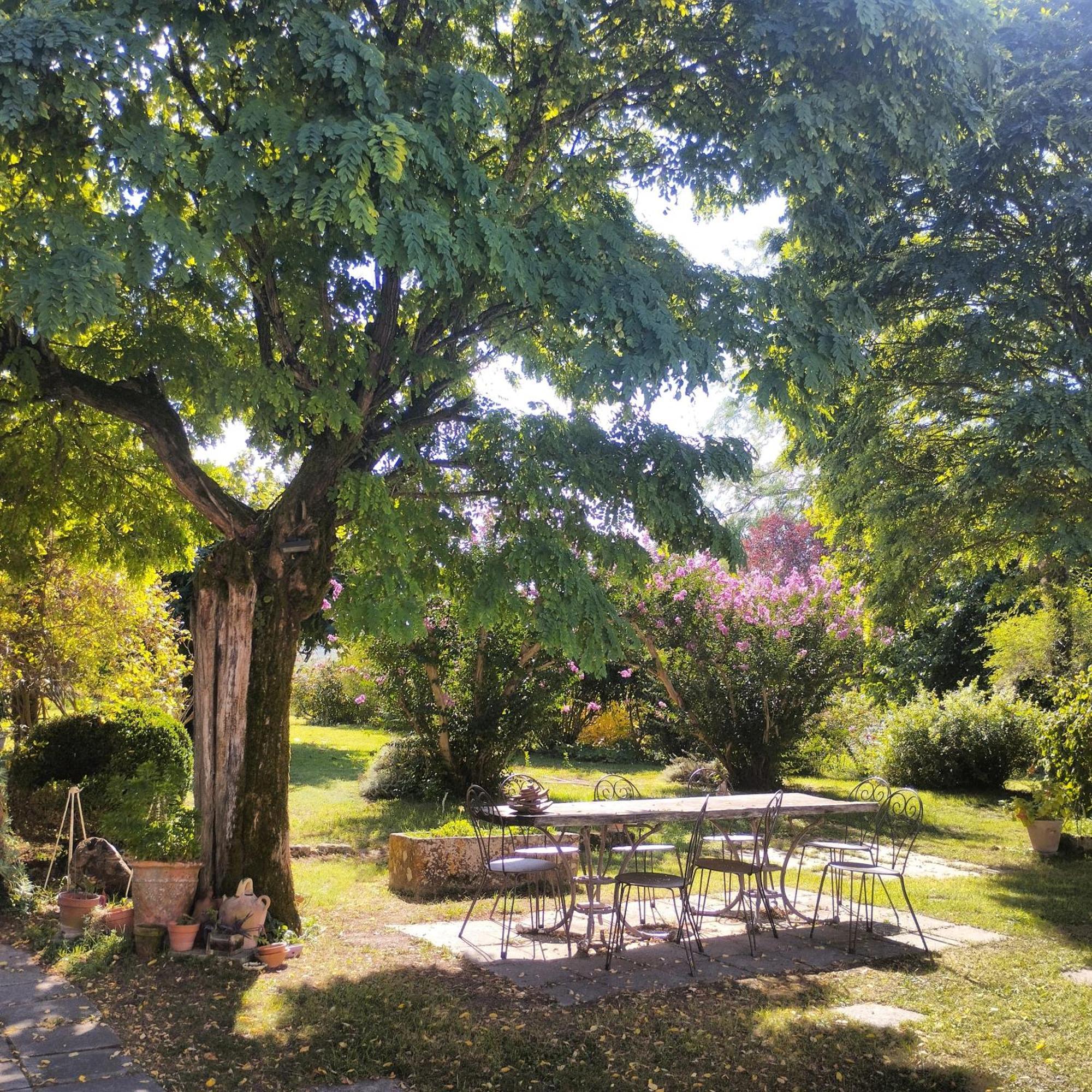 Damechouette Bed & Breakfast Pujols  ภายนอก รูปภาพ